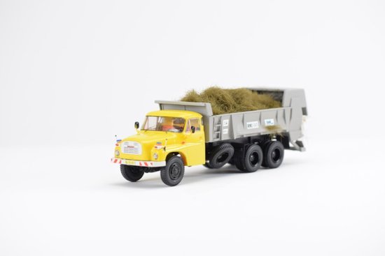 Tatra T148 Agro RM2-045 yellow cabine